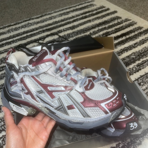 Balenciaga runners - Picture 4 of 8